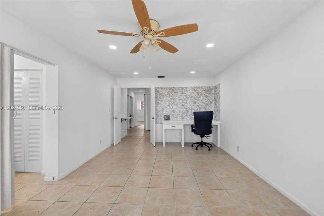 En Renta: $2,900 (3 camas, 2 baños, 1373 Pies cuadrados)