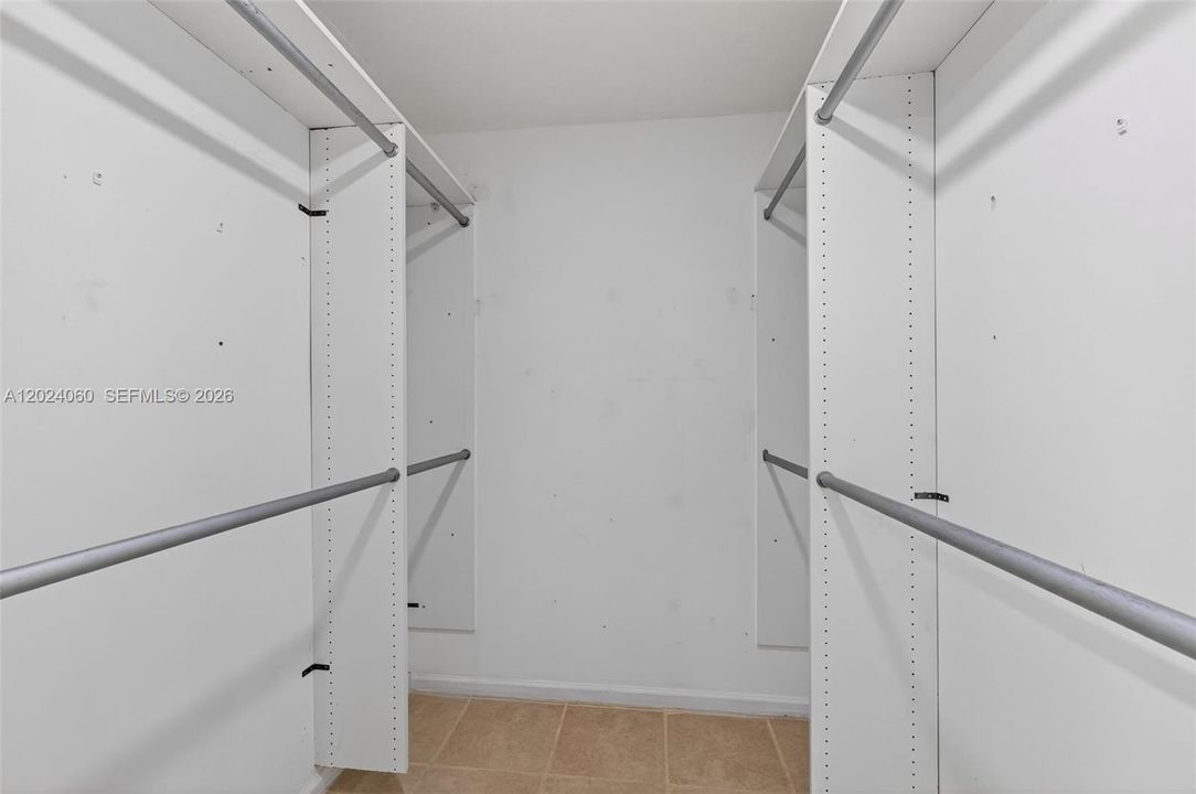 En Renta: $2,900 (3 camas, 2 baños, 1373 Pies cuadrados)