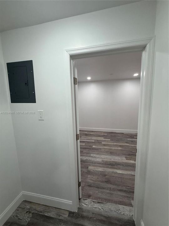 For Rent: $3,200 (4 beds, 2 baths, 1248 Square Feet)