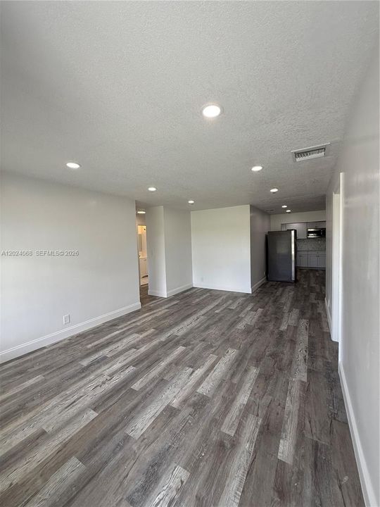 For Rent: $3,200 (4 beds, 2 baths, 1248 Square Feet)