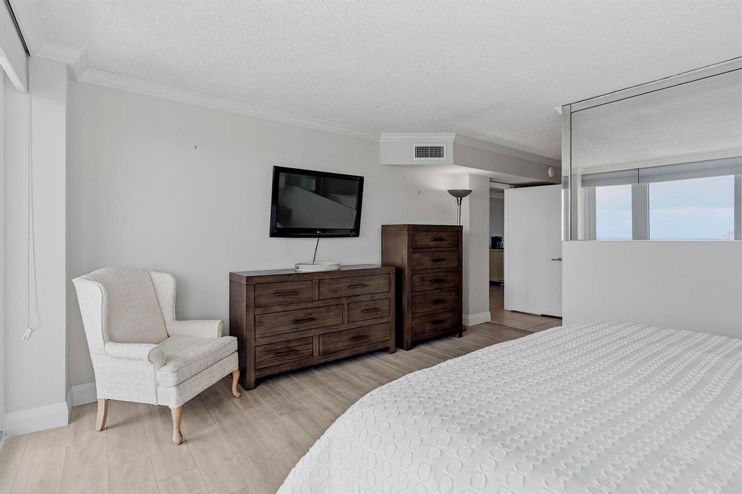 4280 Galt Ocean Dr - PH - L - 268