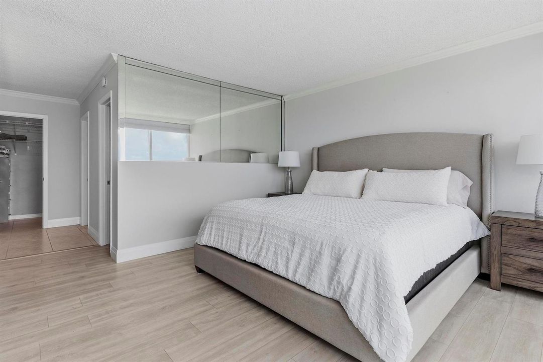 4280 Galt Ocean Dr - PH - L - 269