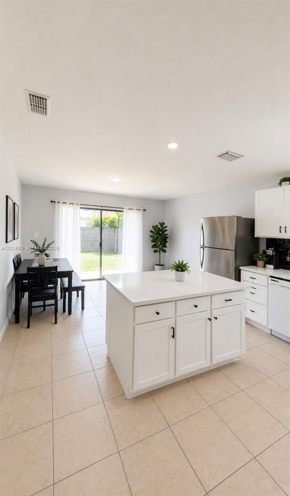 For Sale: $600,000 (4 beds, 2 baths, 1710 Square Feet)
