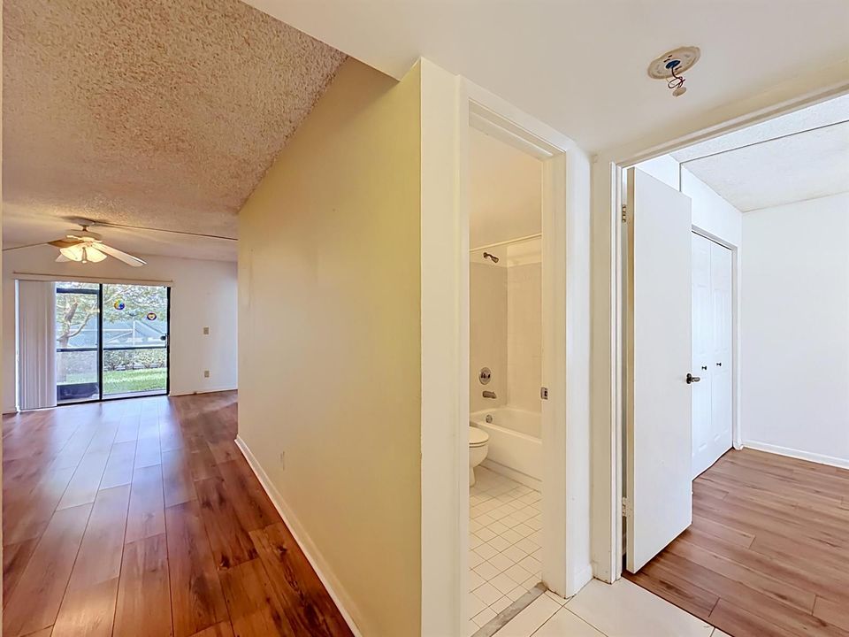 1065 NW 106th Terrace #102-37