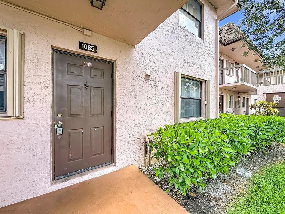 1065 NW 106th Terrace #102-13