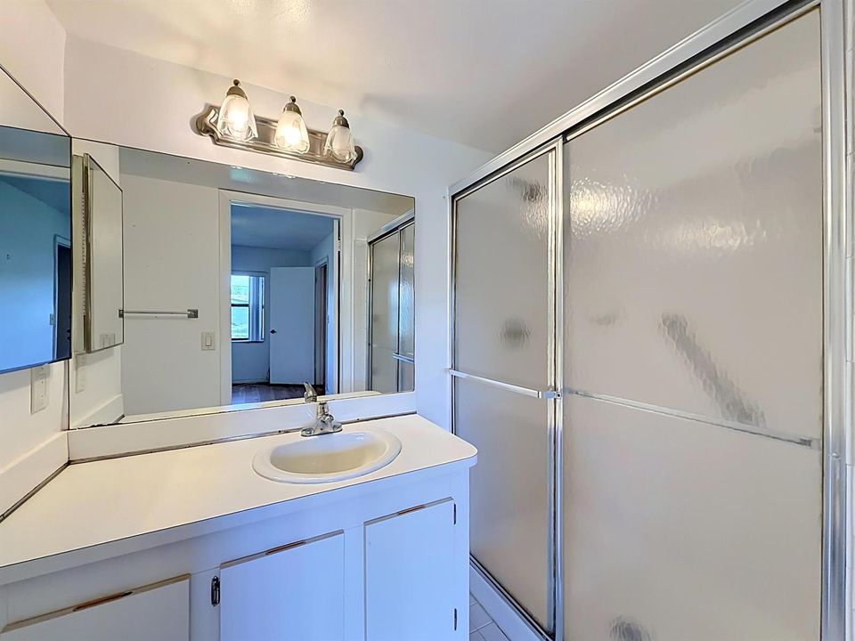 1065 NW 106th Terrace #102-48