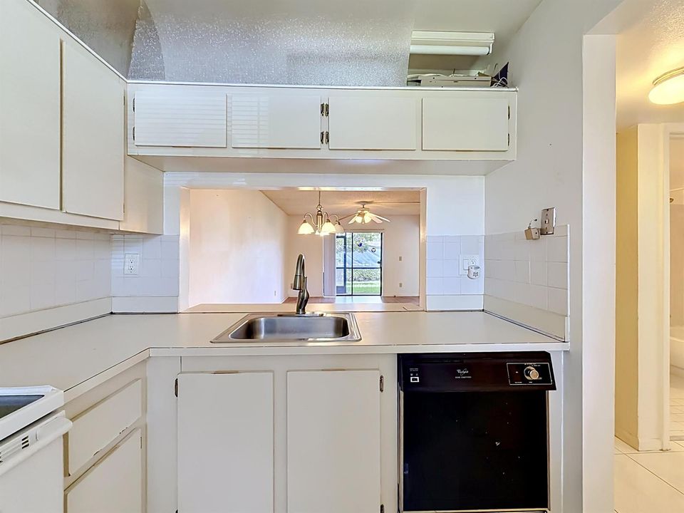 1065 NW 106th Terrace #102-22