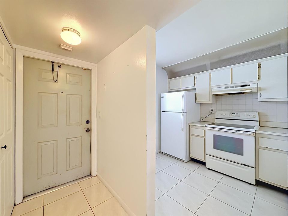 1065 NW 106th Terrace #102-15