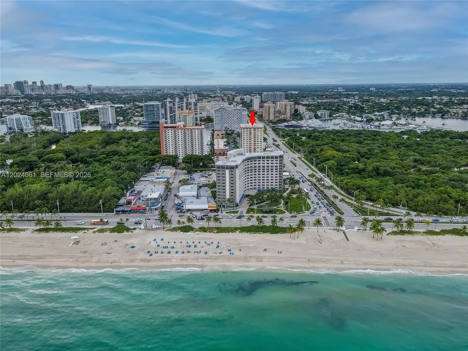 For Rent: $2,300 (1 beds, 1 baths, 846 Square Feet)