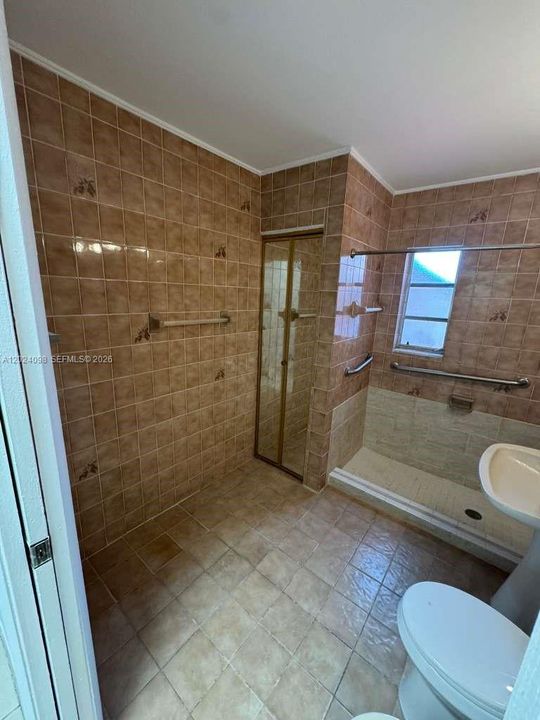В аренду: $3,250 (3 спален, 1 ванн, 2109 Квадратных фут)