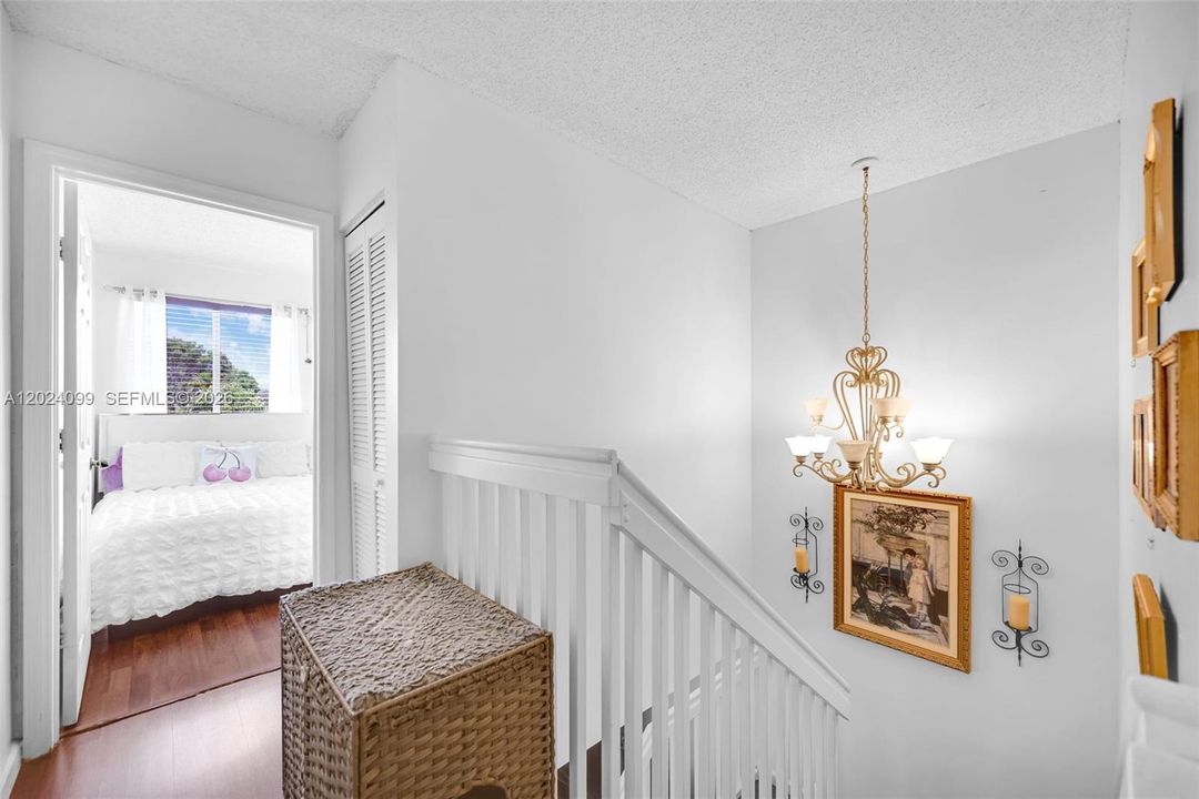 For Sale: $600,000 (3 beds, 2 baths, 1528 Square Feet)