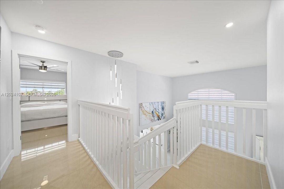 For Sale: $850,000 (4 beds, 3 baths, 2473 Square Feet)