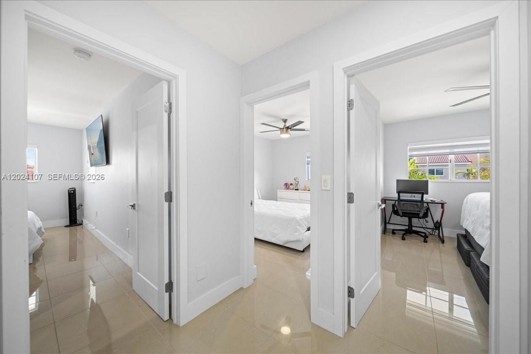 For Sale: $850,000 (4 beds, 3 baths, 2473 Square Feet)