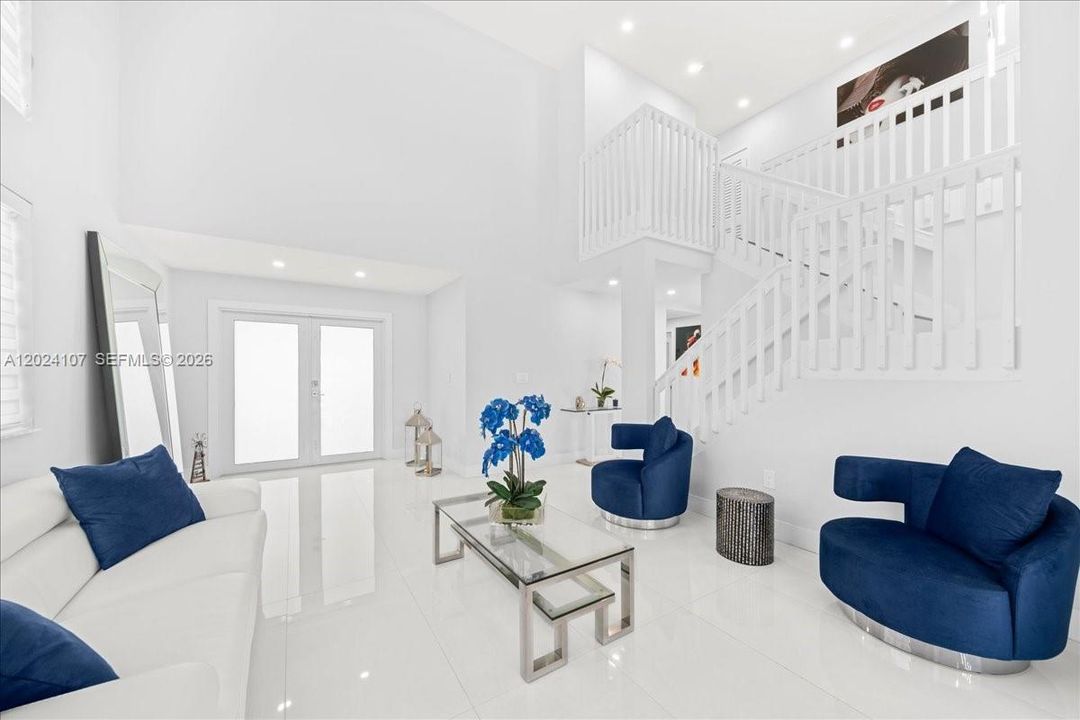 For Sale: $850,000 (4 beds, 3 baths, 2473 Square Feet)