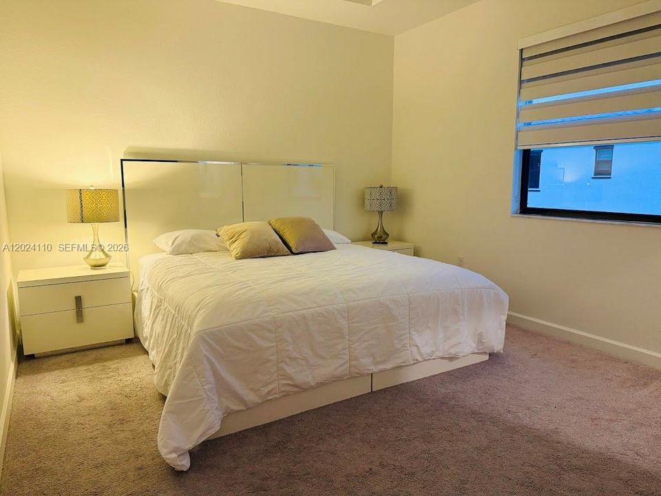 For Sale: $385,000 (3 beds, 2 baths, 1483 Square Feet)