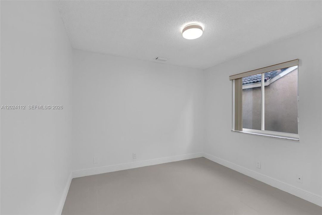 En Renta: $3,950 (3 camas, 2 baños, 1390 Pies cuadrados)