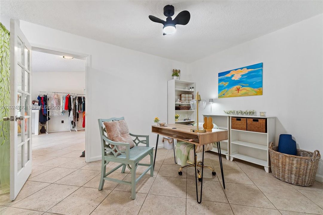 For Sale: $875,000 (4 beds, 2 baths, 2278 Square Feet)