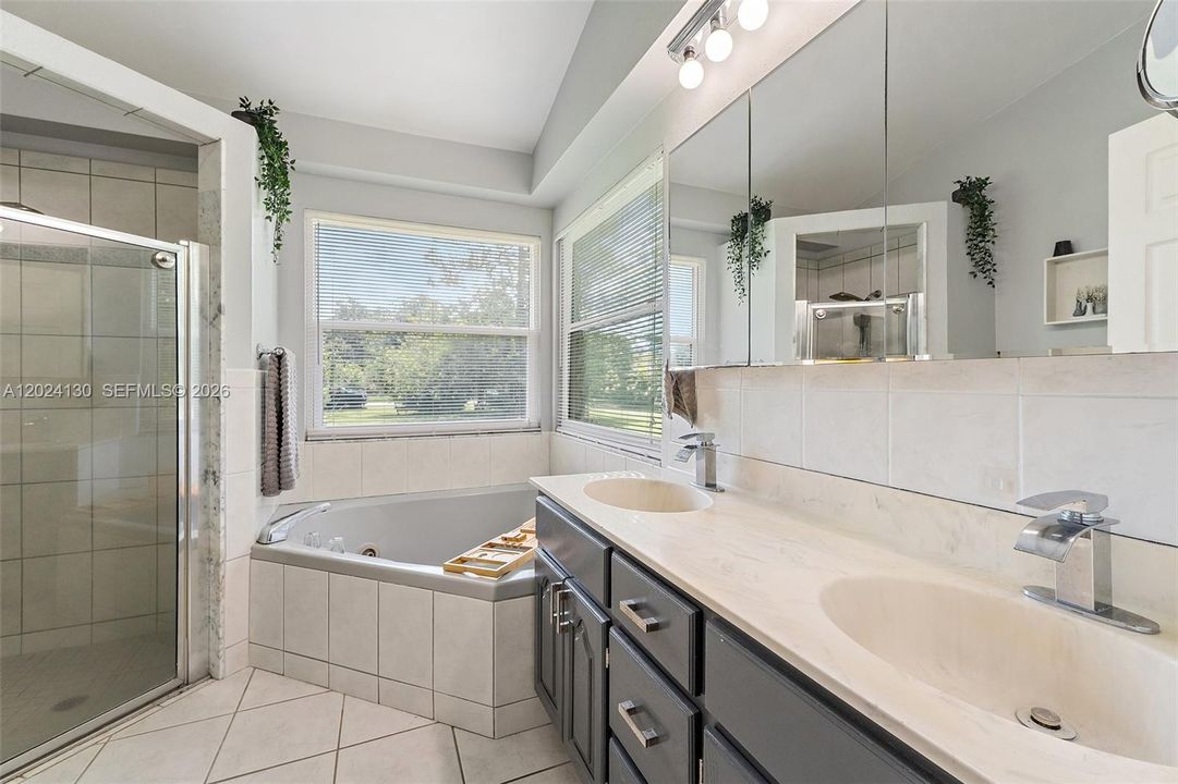 For Sale: $875,000 (4 beds, 2 baths, 2278 Square Feet)