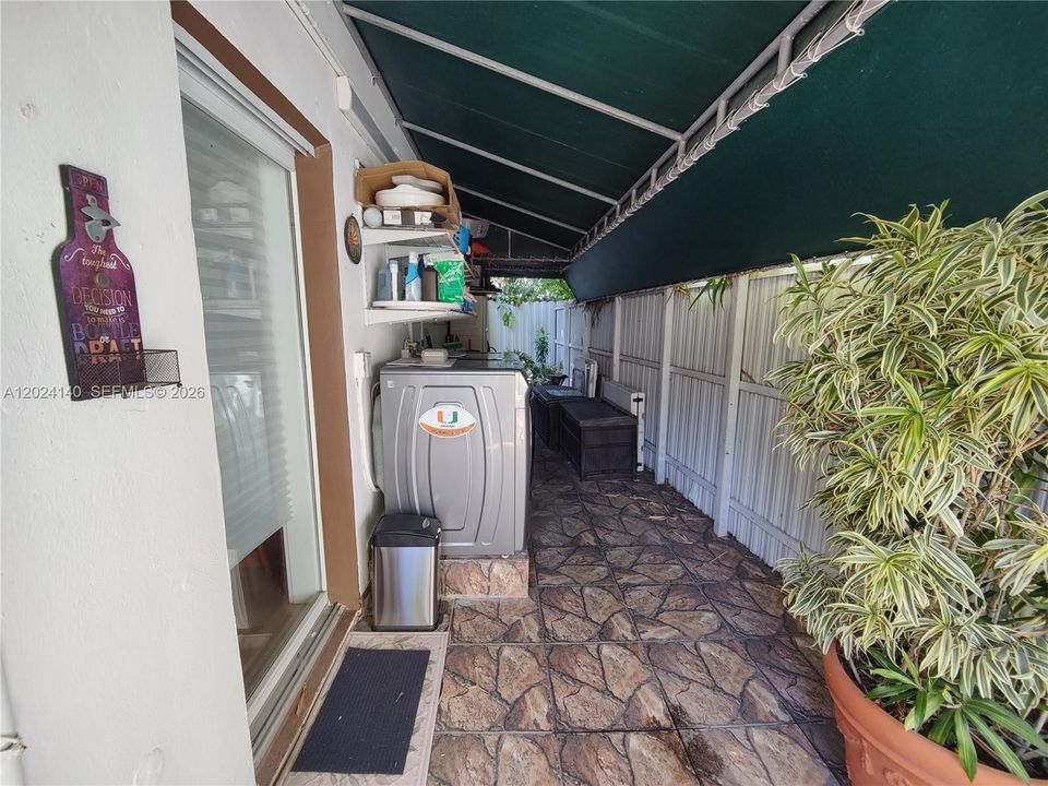 В аренду: $11,500 (4 спален, 4 ванн, 2517 Квадратных фут)