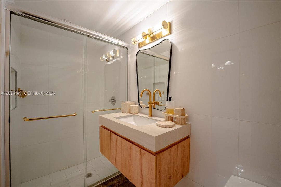 For Sale: $2,950,000 (5 beds, 5 baths, 3429 Square Feet)