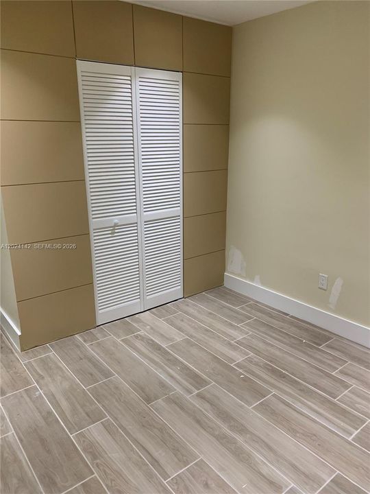 Activo con contrato: $4,300 (3 camas, 2 baños, 1801 Pies cuadrados)