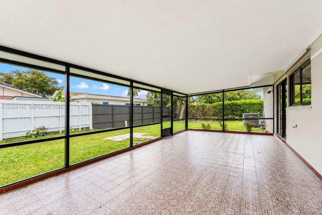 Active With Contract: $3,700 (4 beds, 2 baths, 1330 Square Feet)