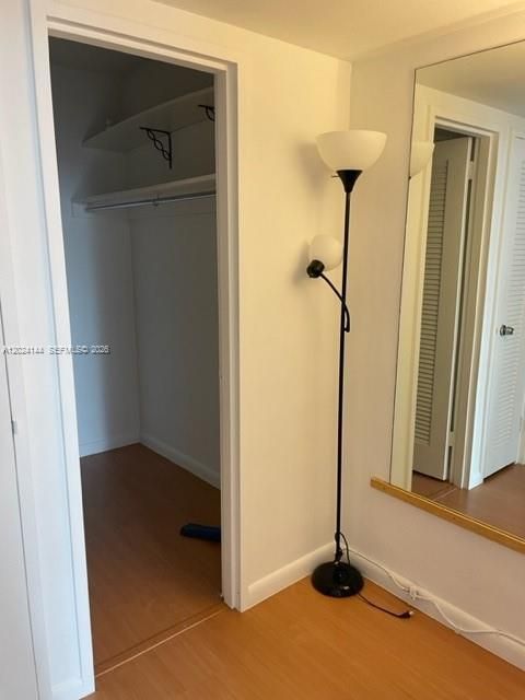 Activo con contrato: $3,350 (2 camas, 2 baños, 1190 Pies cuadrados)