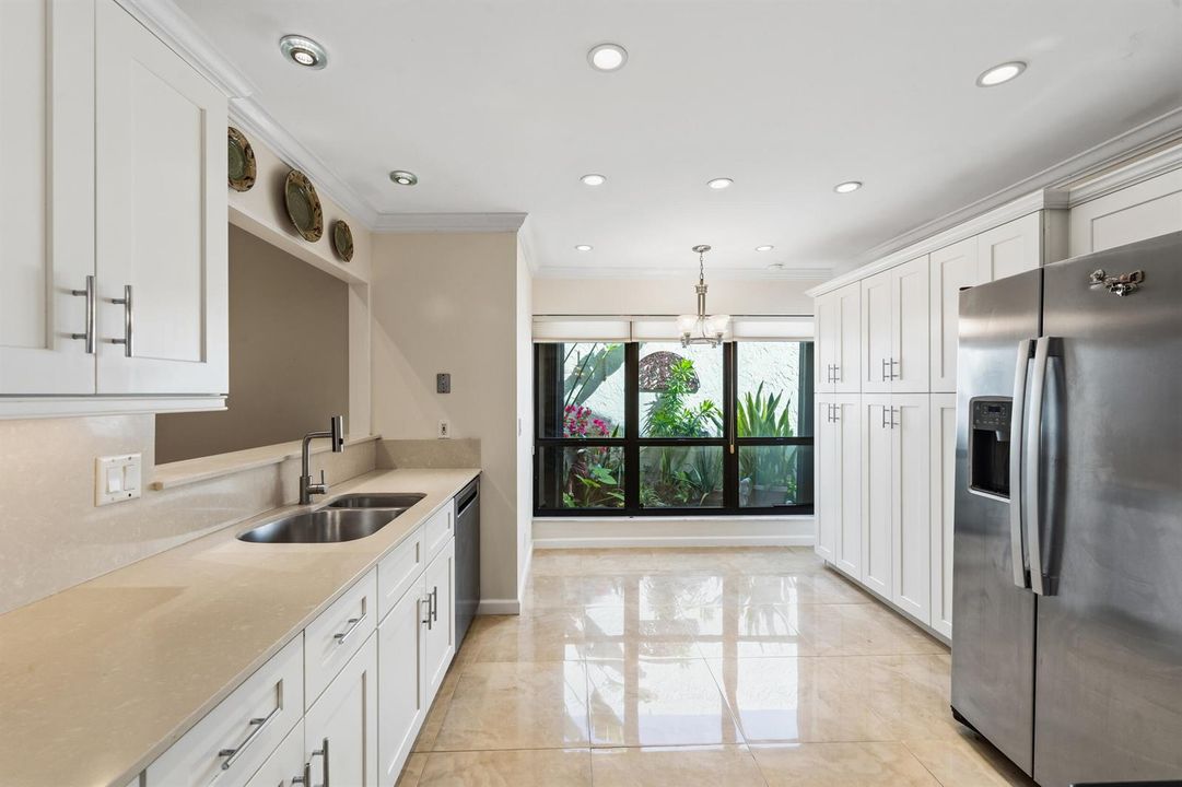 Large Kitchen