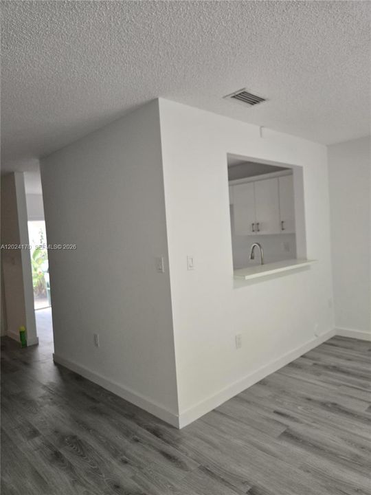 Active With Contract: $3,700 (3 beds, 2 baths, 1898 Square Feet)