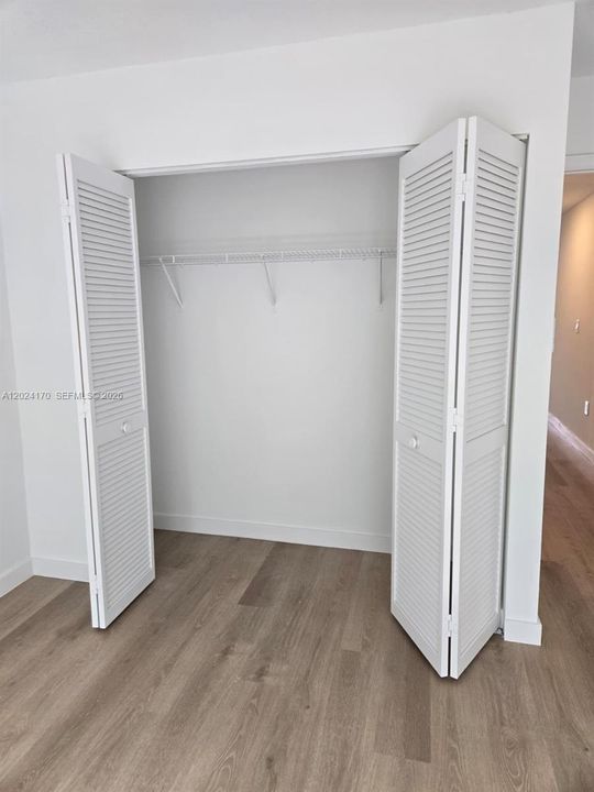 Active With Contract: $3,700 (3 beds, 2 baths, 1898 Square Feet)