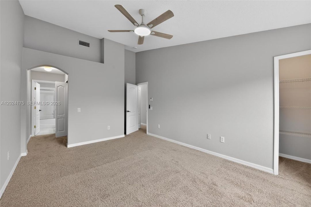 En Venta: $208,500 (2 camas, 2 baños, 0 Pies cuadrados)