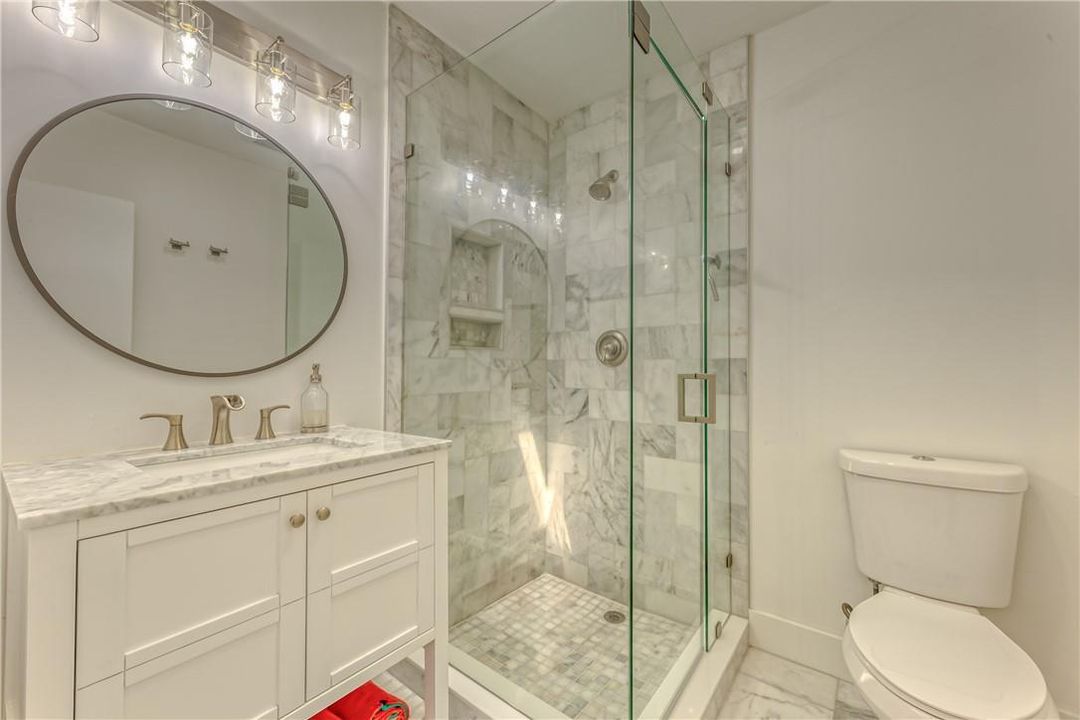 2nd bathroom