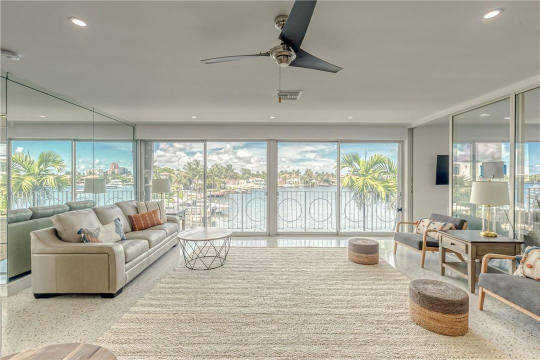 open living / dining / kitchen