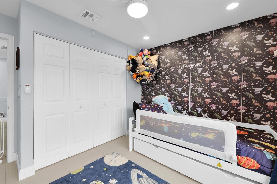 2nd Bedroom