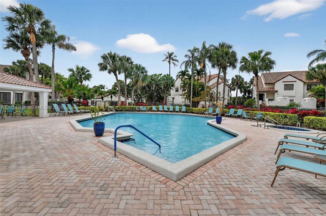 For Rent: $3,450 (2 beds, 2 baths, 1309 Square Feet)