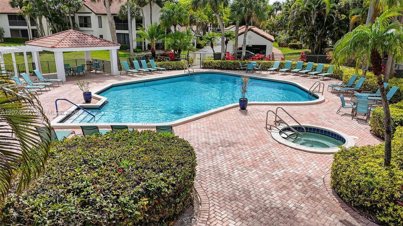 For Rent: $3,450 (2 beds, 2 baths, 1309 Square Feet)