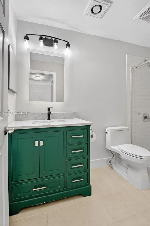 For Rent: $3,450 (2 beds, 2 baths, 1309 Square Feet)