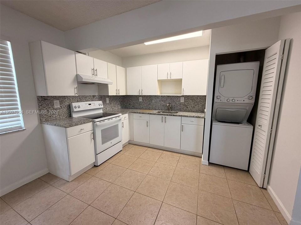 For Sale: $1,199,000 (0 beds, 0 baths, 3561 Square Feet)