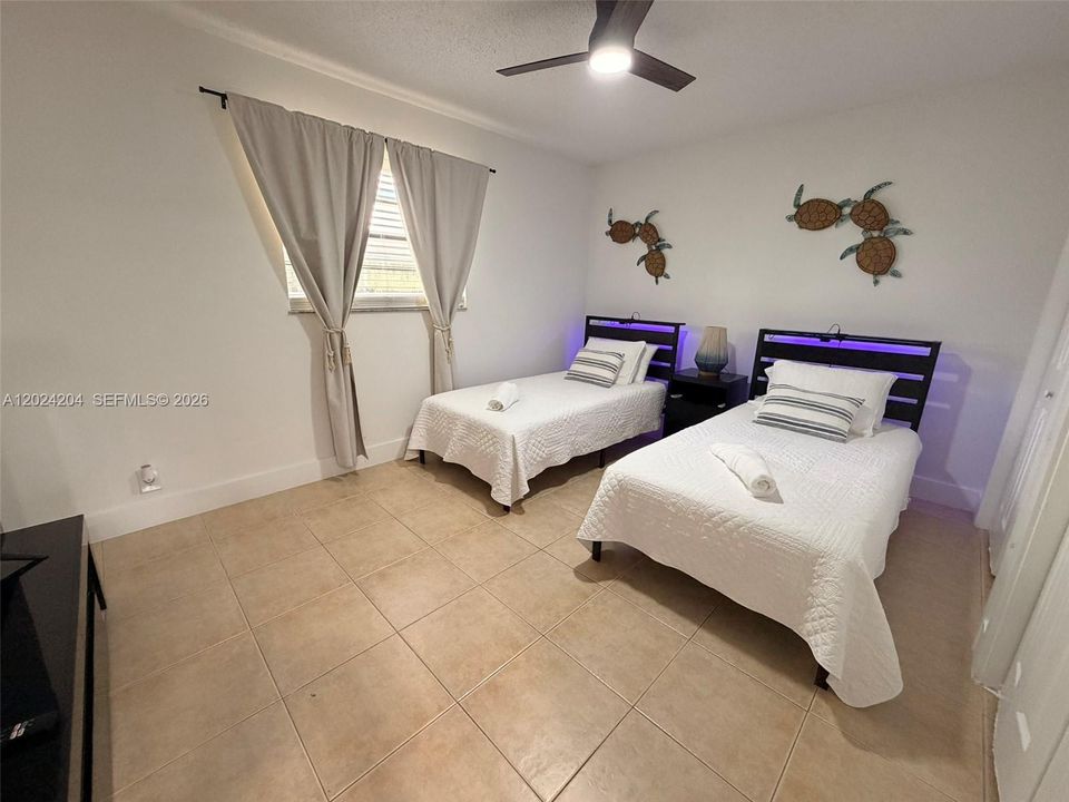For Sale: $1,199,000 (0 beds, 0 baths, 3561 Square Feet)