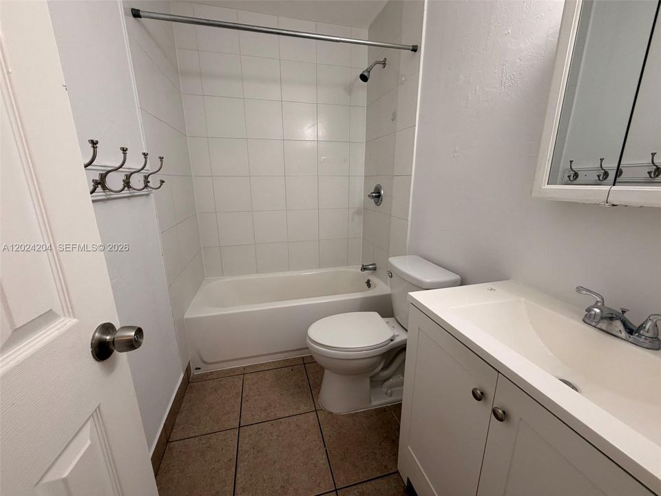 For Sale: $1,199,000 (0 beds, 0 baths, 3561 Square Feet)