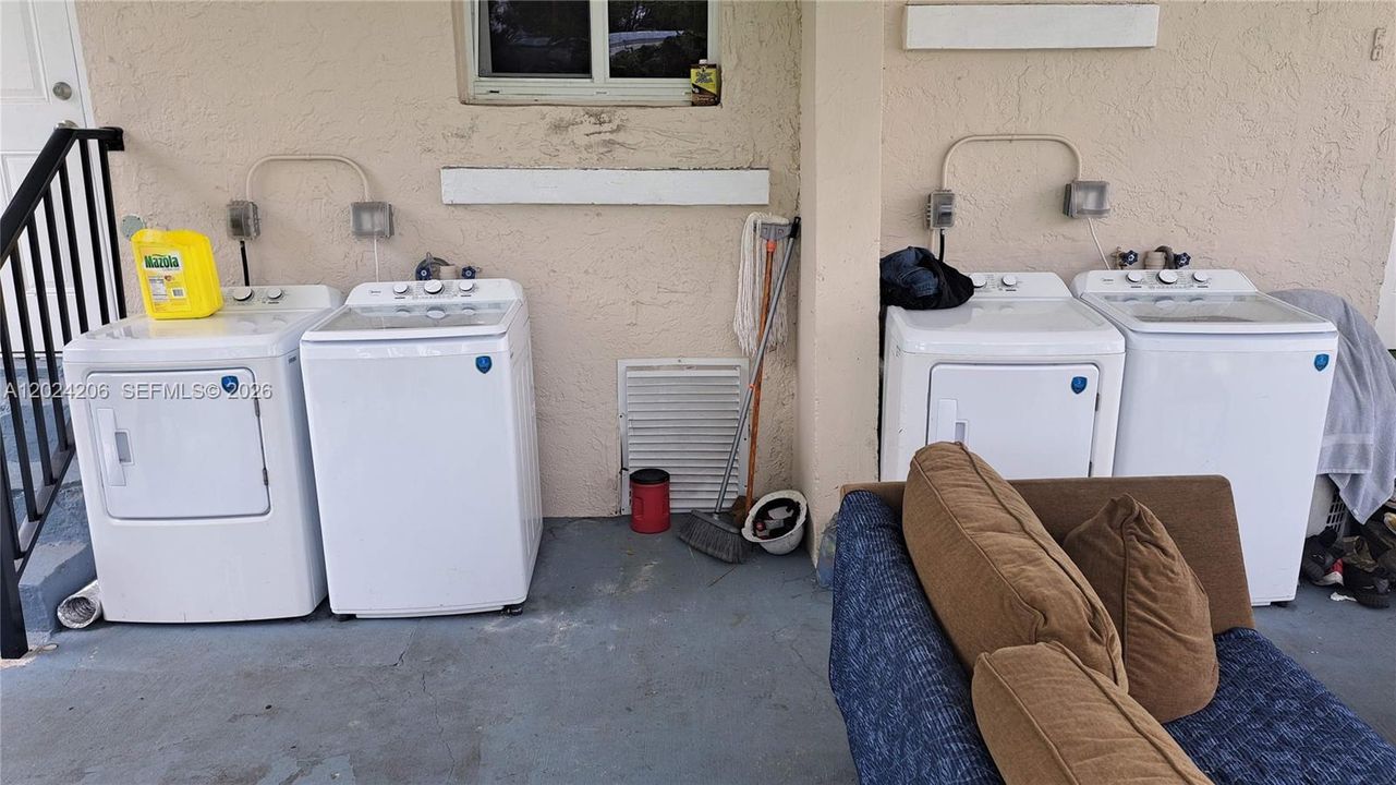 For Sale: $725,000 (0 beds, 0 baths, 2133 Square Feet)