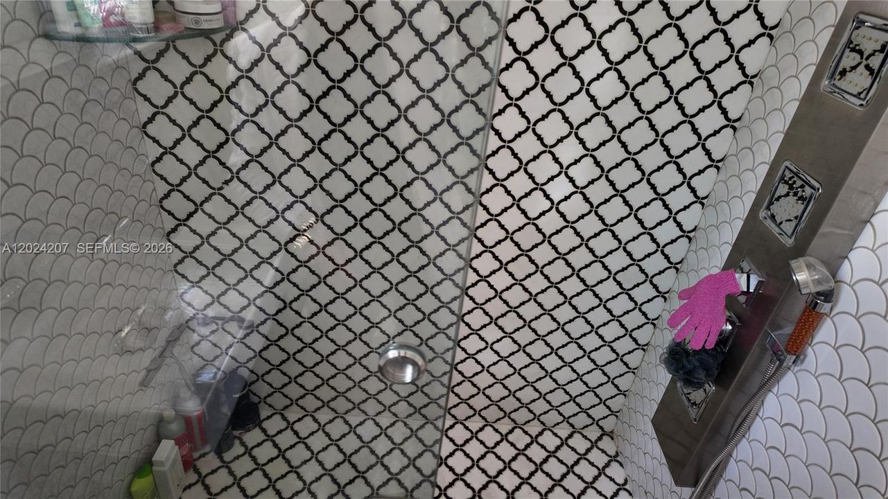 En Venta: $230,000 (1 camas, 1 baños, 582 Pies cuadrados)