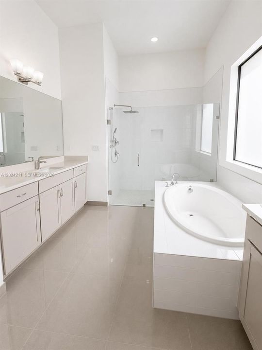For Rent: $5,800 (4 beds, 4 baths, 0 Square Feet)