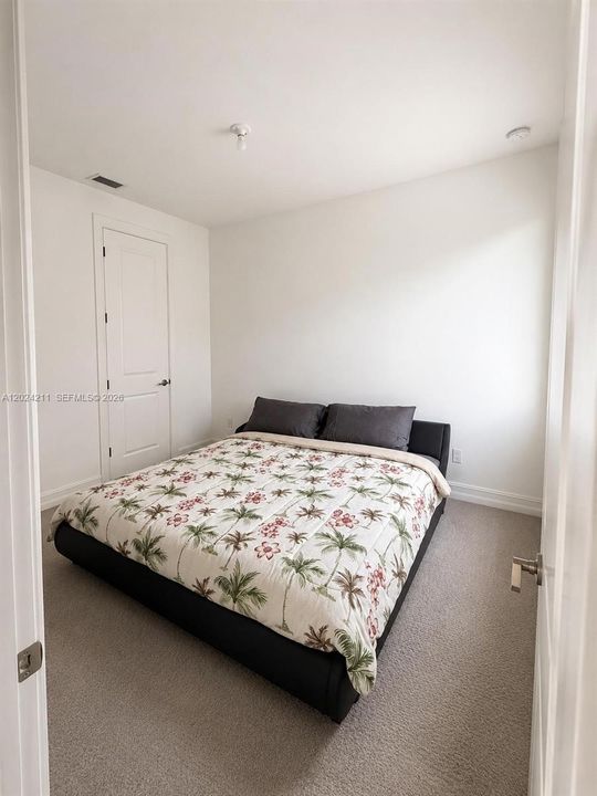 For Rent: $5,800 (4 beds, 4 baths, 0 Square Feet)