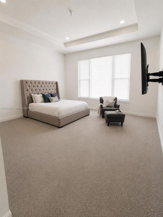 For Rent: $5,800 (4 beds, 4 baths, 0 Square Feet)