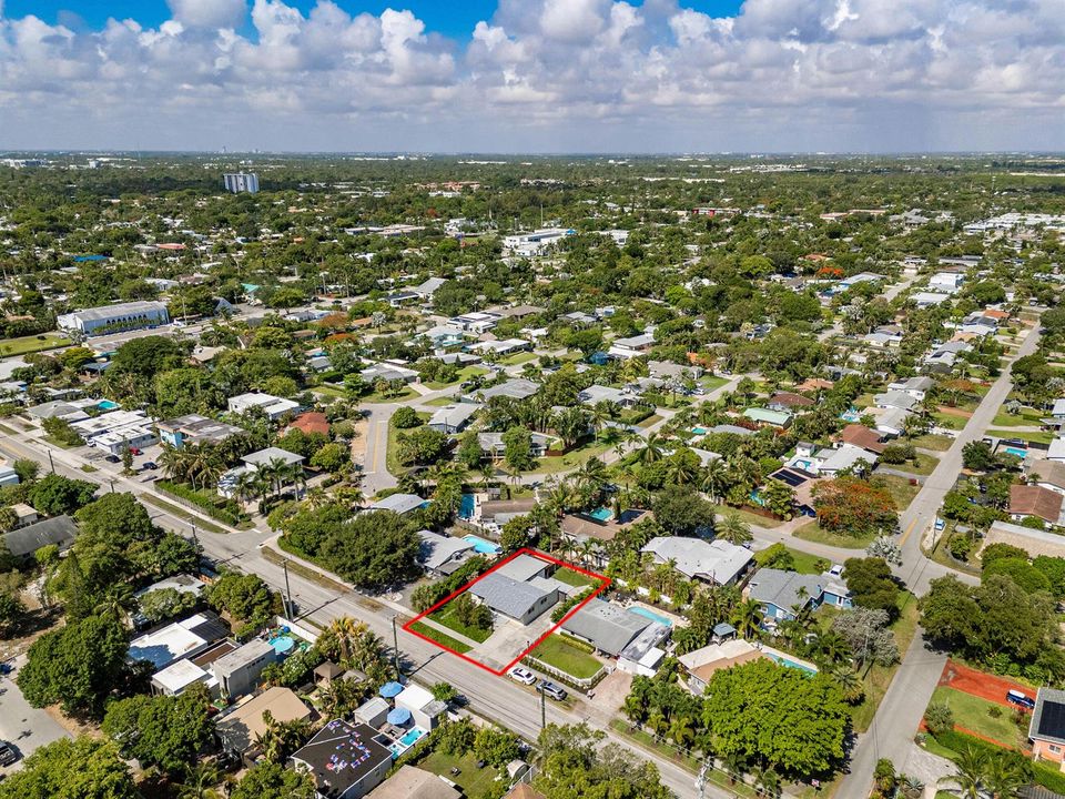 Walk to Wilton Drive