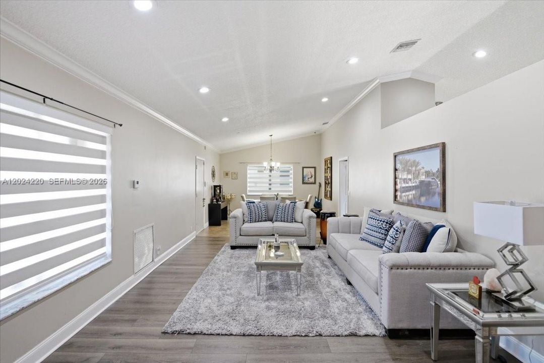 For Sale: $859,000 (4 beds, 2 baths, 2294 Square Feet)