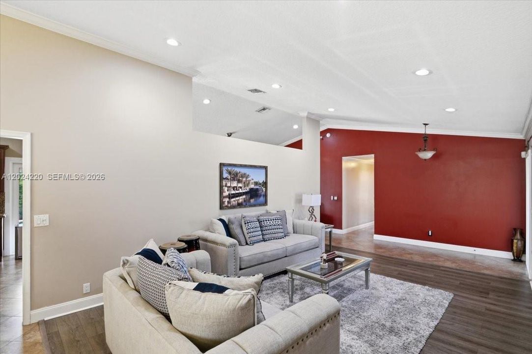 For Sale: $859,000 (4 beds, 2 baths, 2294 Square Feet)