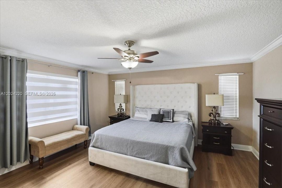 For Sale: $859,000 (4 beds, 2 baths, 2294 Square Feet)