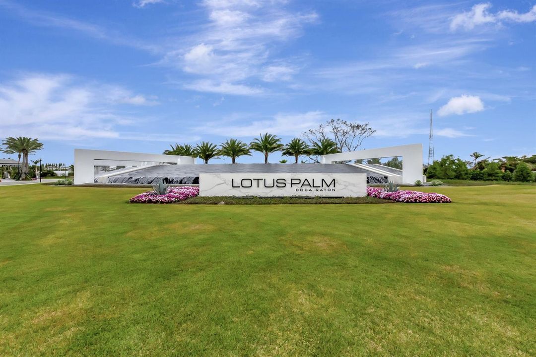 Lotus Palm